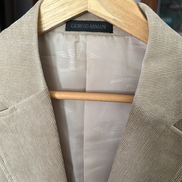 Giorgio Armani Men’s Elbow Patch Blazer - Picture 3 of 12